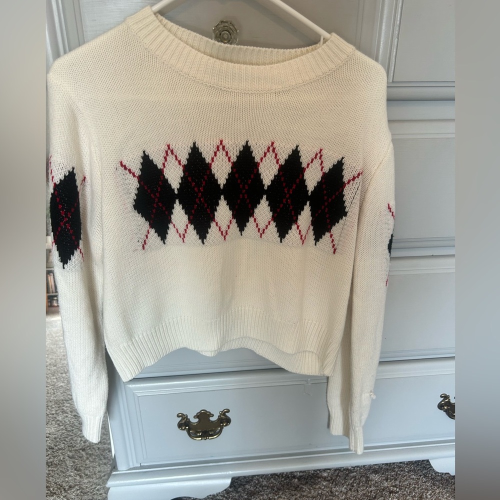 Diamond print white sweater - SHEIN - Large, slightly cropped